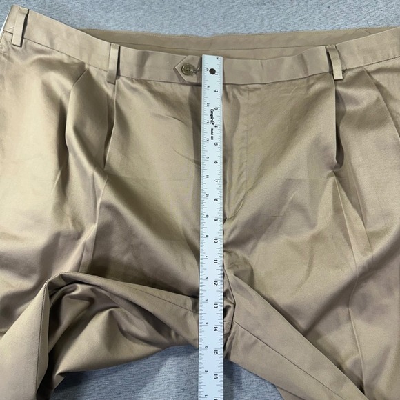 Jos A Bank Traveler Dress Pants Mens 50x30 Khaki Pleated Cuffed Cotton NEW - Picture 5 of 10